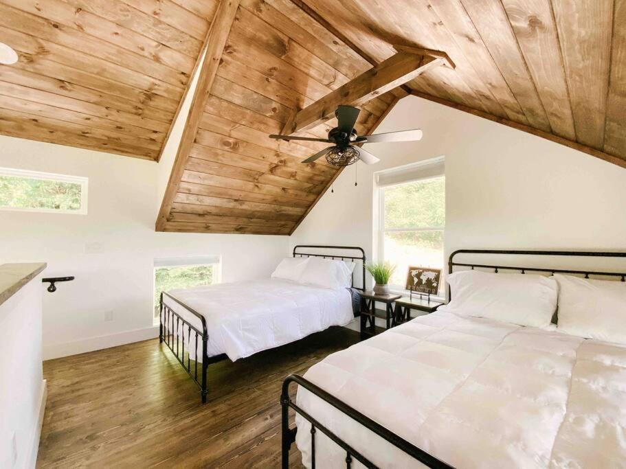 Apartamento Cozy Smoky Mountain Tiny House Pigeon Forge Exterior foto